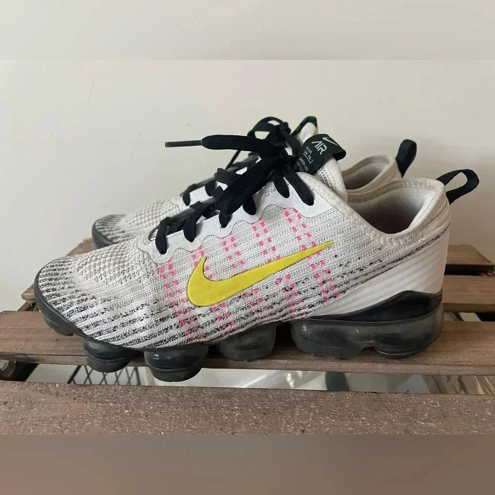 Nike Air VaporMax FK 3 GS White Dynamic Yellow - BQ5238 102 - Size: 6Y /…